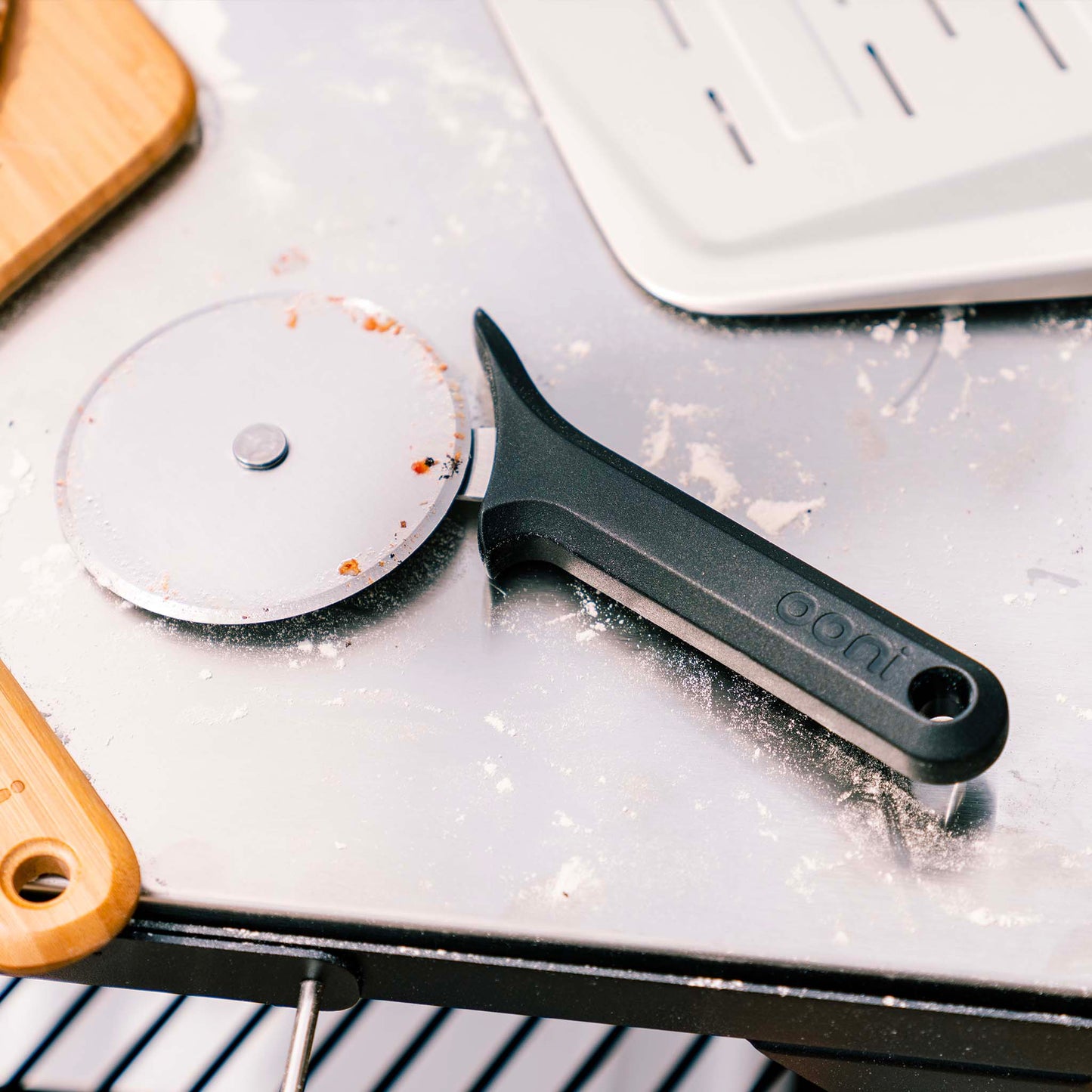 Ooni Professional Pizza Cutter Wheel - Ø11.3cm - Only on The Break Room