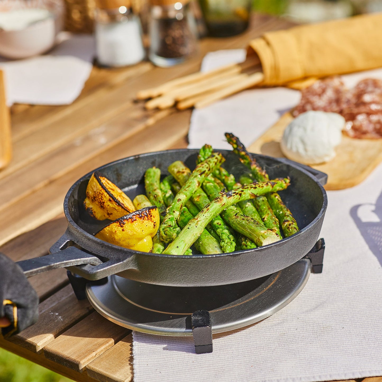 Ooni Dual-Sided Grizzler Plate and Cast Iron Skillet Pan Bundle - Only on The Break Room