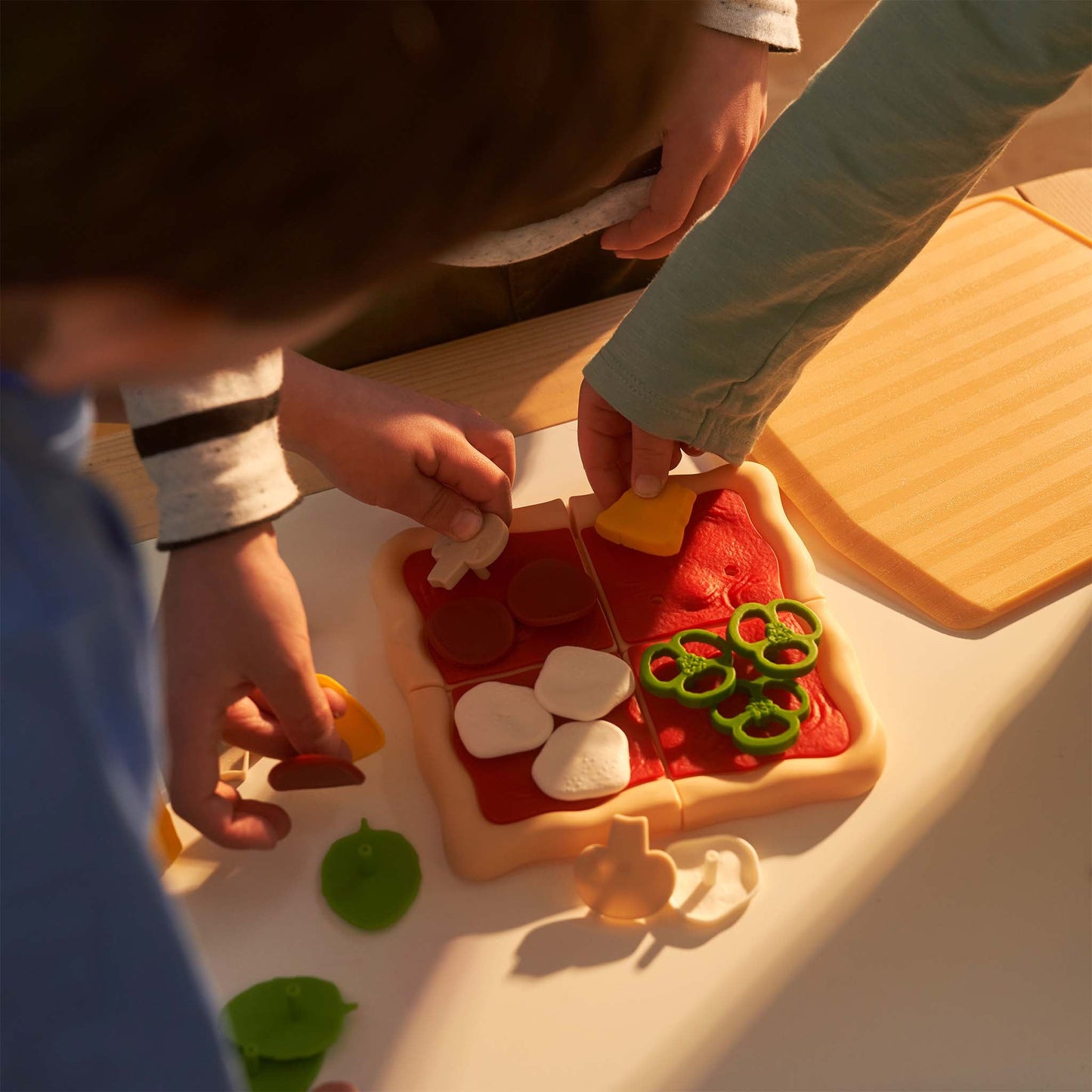 Casdon Ooni Toy Pizza Topping Station - Only on The Break Room