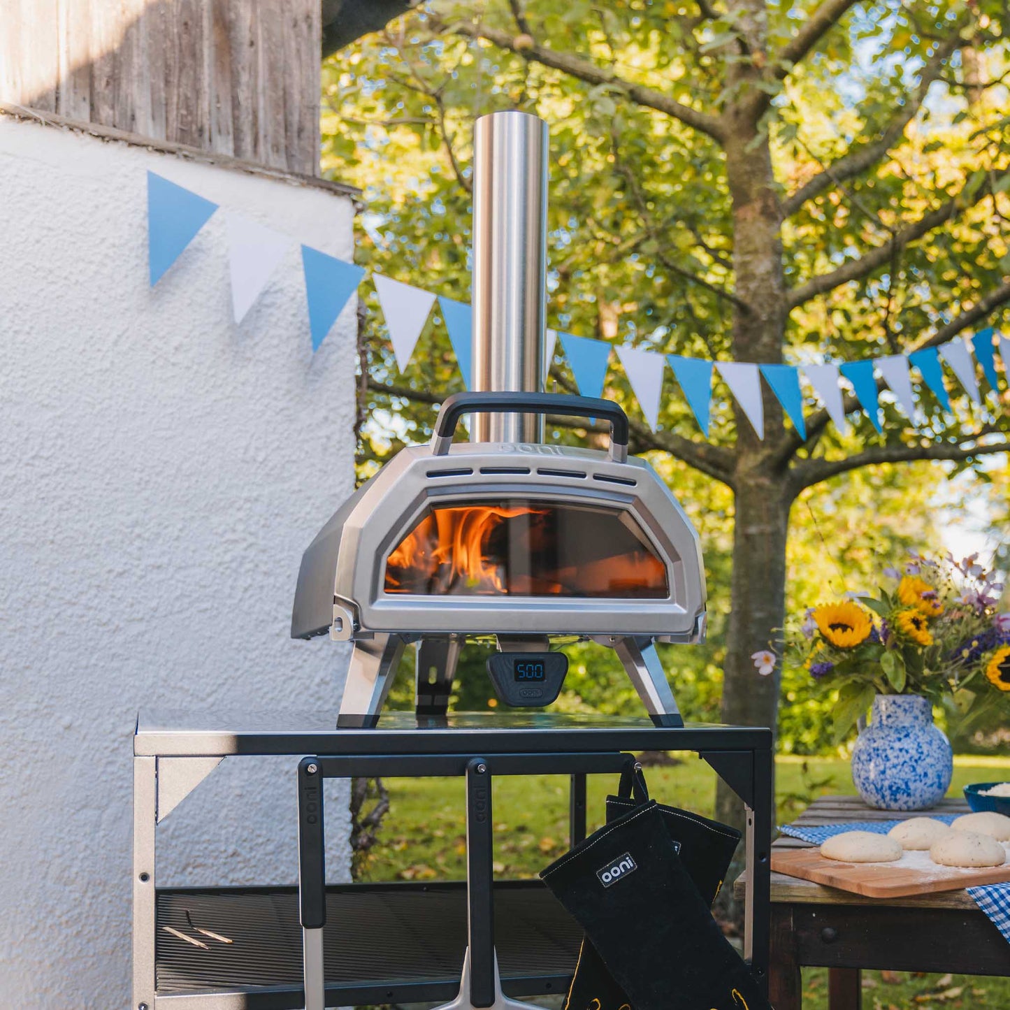Ooni Karu 16 Multi-Fuel Pizza Oven - 1st Generation - Only on The Break Room