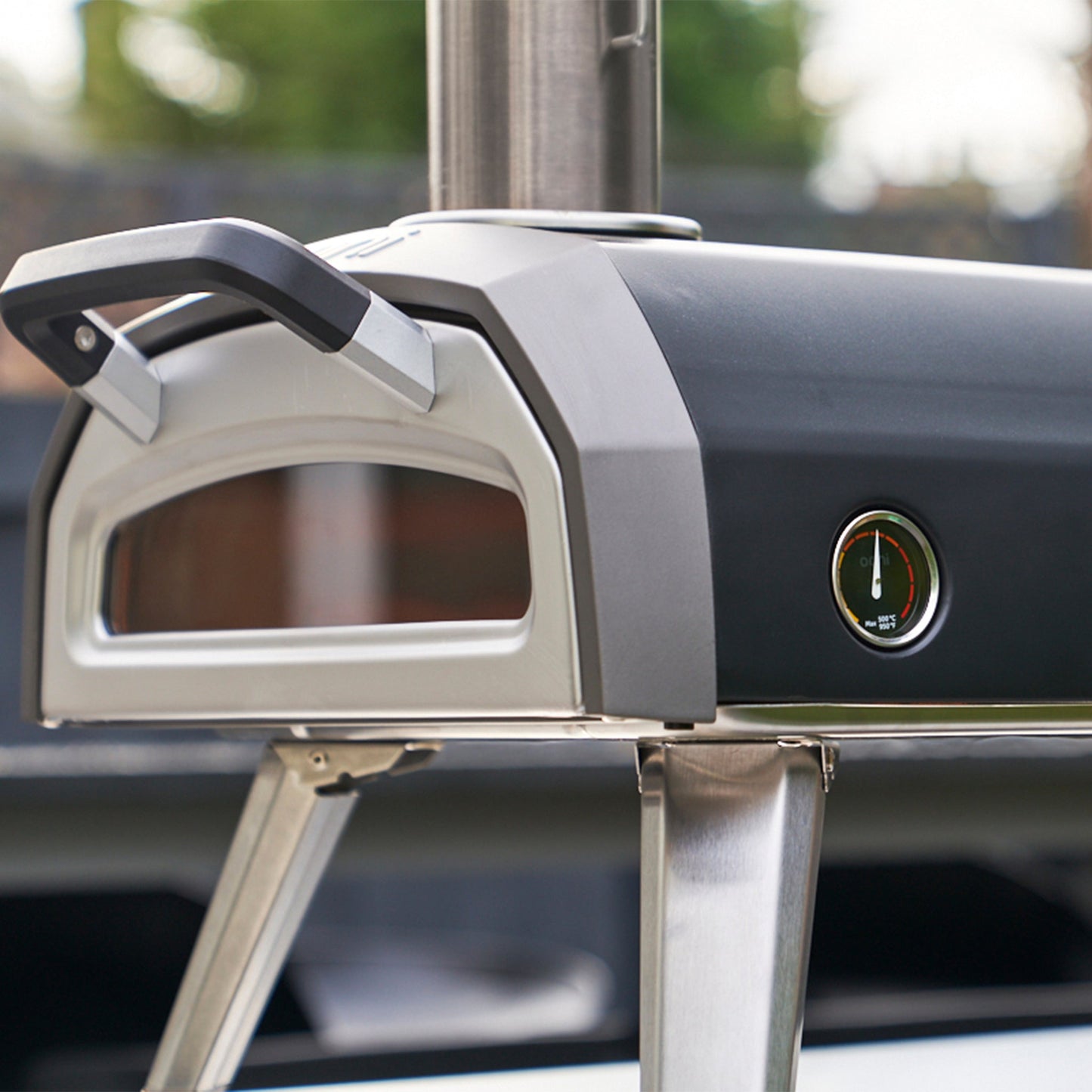 Ooni Karu 2 Multi-Fuel Pizza Oven- 2nd Generation - Only on The Break Room
